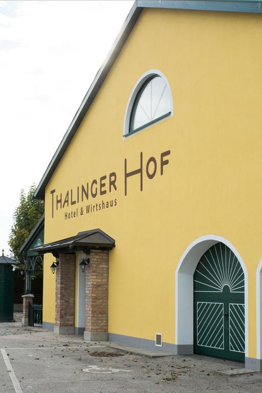 Thalinger Hof Hotel Kronstorf Exterior photo